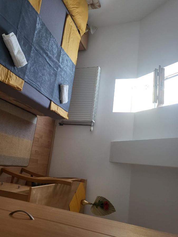 Pansion Brod Bed & Breakfast エクステリア 写真