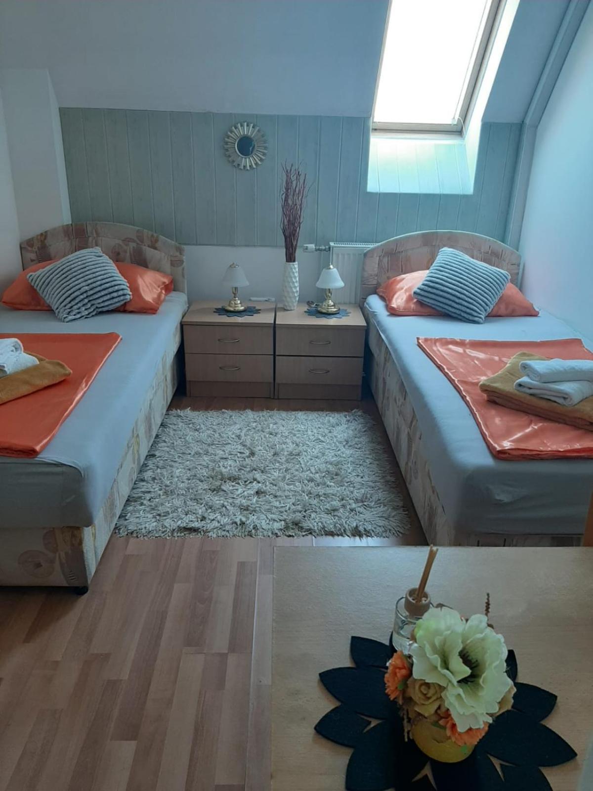 Pansion Brod Bed & Breakfast エクステリア 写真